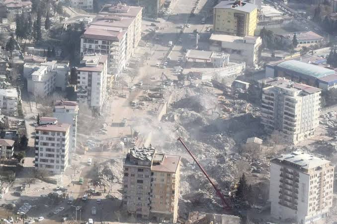 Kahramanmaraş’ta 6 Şubat depremlerinde yıkılan Ebrar Sitesi davası 17 Aralık'a ertelendi.