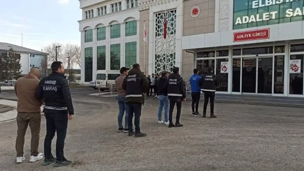 Elbistan'da Narkotik ekiplerinden operasyon:7 Kişi tutuklandı