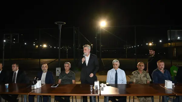 Kahramanmaraş Büyükşehir Belediye Başkanı Fırat Görgel'den İstiklal Spor'u ziyaret etti.