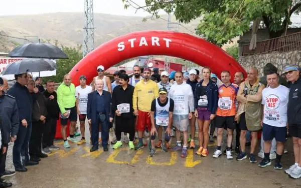 Kahramanmaraş Elbistan'da, 100 kilometrelik Uluslararası Elbistan Ultra Maratonu tamamlandı.