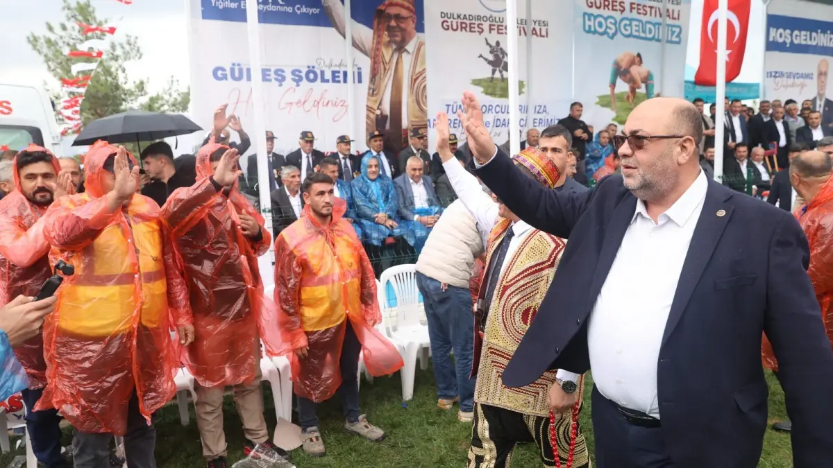 Bertiz’de Er Meydanı şenlendi.15.Geleneksel Baydemirli Güreş Festivali yoğun ilgi gördü.