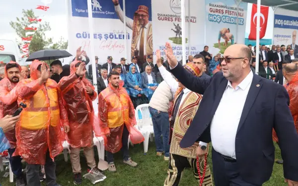 Bertiz’de Er Meydanı şenlendi.15.Geleneksel Baydemirli Güreş Festivali yoğun ilgi gördü.