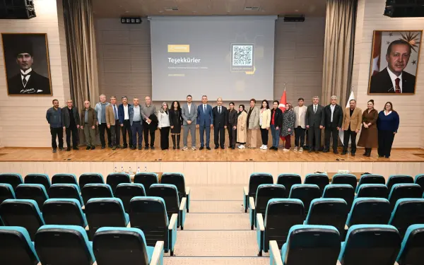 KSÜ’de Yapay Zekâ Destekli DataBeeg ile Veri Analizi Eğitimi gerçekleştirildi