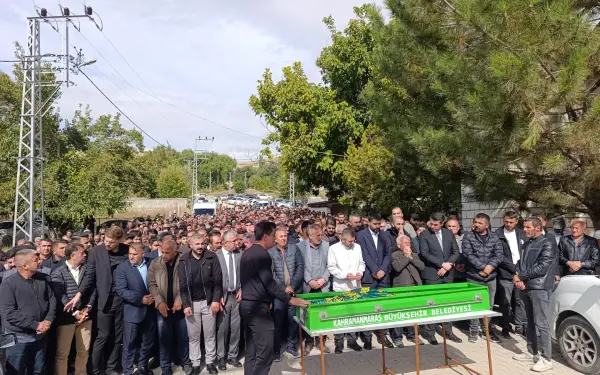 Kalbine yenilen Muhtar Pıçak son yolculuğuna uğurlandı.