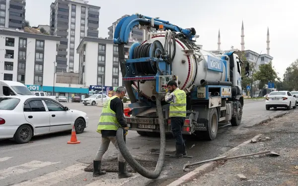 KASKİ’den Sağanak Yağışlar Öncesi Sahada Yoğun Mesaide...